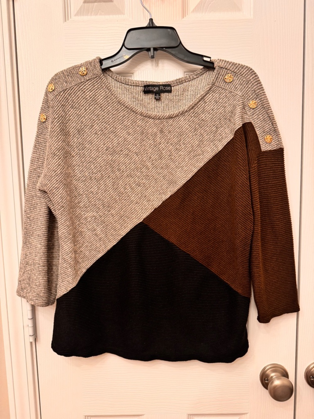 Vintage Rose Colorblock Button Shoulder Sweater - Grey, Brown, Black